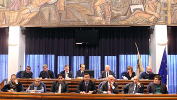 Provincia Catanzaro, assemblea sindaci approva nuovo Statuto 