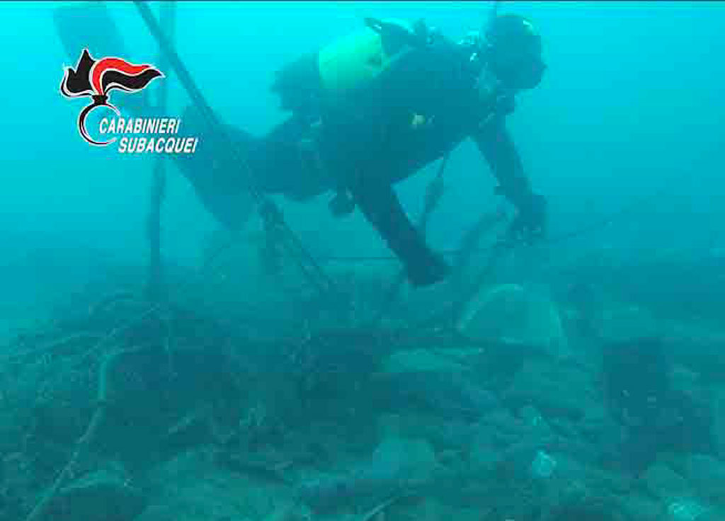 Sequestrata area portuale Bagnara, trovati anche rifiuti inabissati - VIDEO