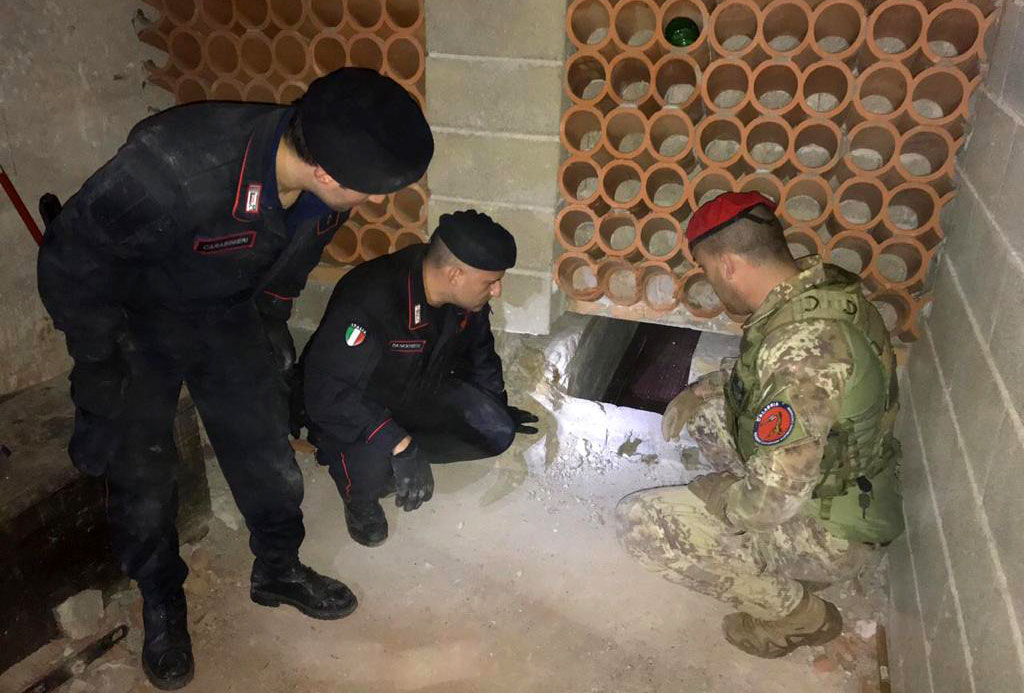 Scoperto un bunker nel reggino, due arresti