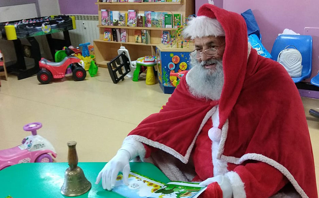 Babbo-Natale-in-pediatria_b9550.jpg