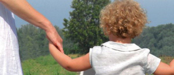 Zio bimba affidata a sorella nel cosentino denuncia, nessun contributo dal 2011 