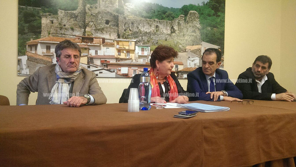 Lamezia, viceministro Bellanova: “Legge di Stabilità 2017, è momento in cui Calabria deve mettersi in campo”
