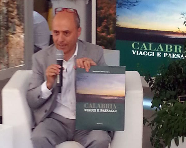 Bevilacqua-scrittore-lamezia-expo2015.jpg