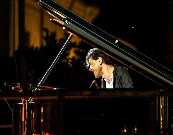 Il 17 maggio Ezio Bosso a Reggio, già tutto esaurito