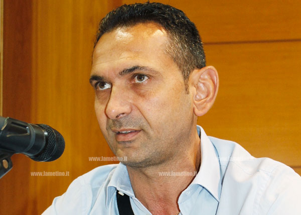 "Spariti trofei e foto storiche dalla sede sociale della Vigor Lamezia". La denuncia dell'ex dirigente Giancarlo Butera