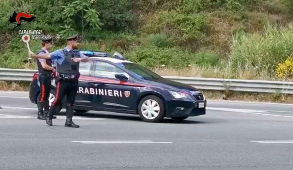 CARABINIERI-2020202020111.jpg