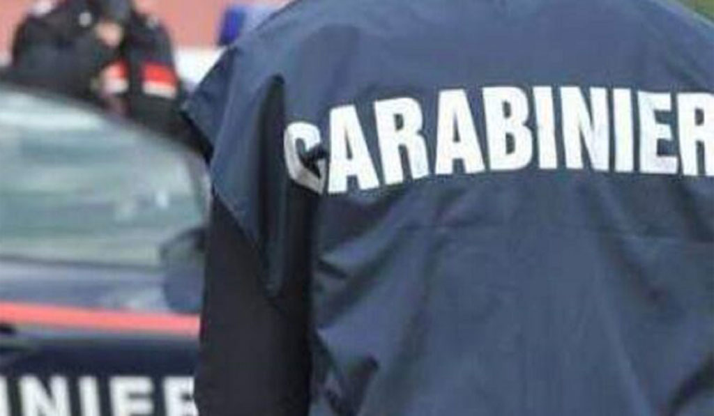 Evadono dai domiciliari per incontrarsi e parlare, arrestati a Catanzaro