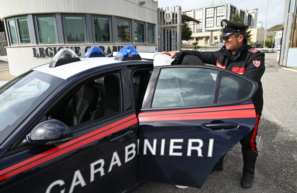Tentato sfruttamento e favoreggiamento della prostituzione: un arresto a Catanzaro
