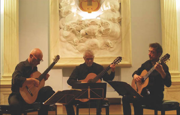 CHIESA-MONTE-VIVALDI-GUITAR-TRIO_879f4.jpg