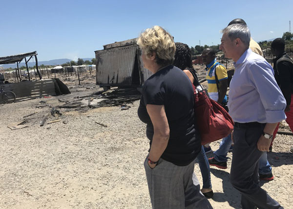 Camusso visita tendopoli San Ferdinando: “È disumano”