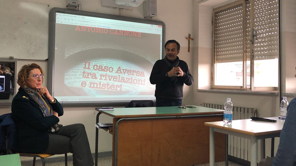 Lamezia, Antonio Cannone ospite del liceo Scientifico per parlare del libro “Il Caso Aversa tra rivelazioni e misteri”