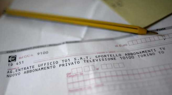 Calabria, Codacons: Il 96% delle strutture ricettive non paga canone. Tra gli evasori anche istituti religiosi, partiti politici e scuole 