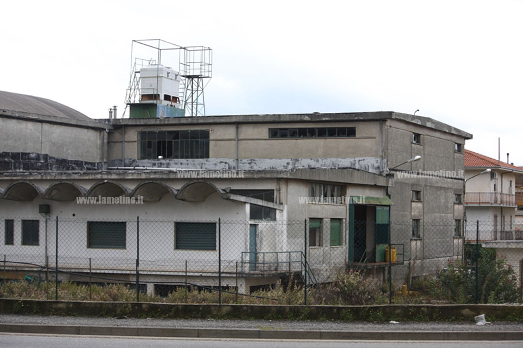 Lamezia: ex cantina sociale all’asta, Quartieri in movimento chiede spiegazioni su progetto SA.R.A.