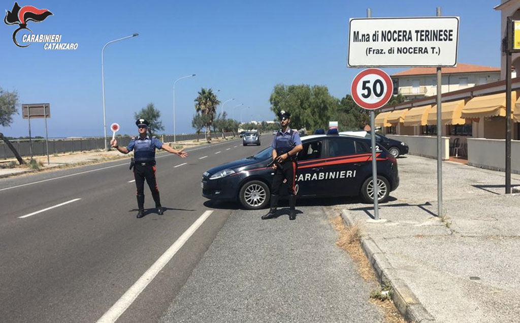 Controllate oltre 250 persone e 100 veicoli dai Carabinieri nel weekend di Ferragosto tra Lamezia e Nocera