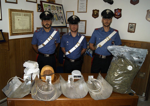 Calabria: Nascondeva 2,5 kg marijuana in casa, arrestato 23enne
