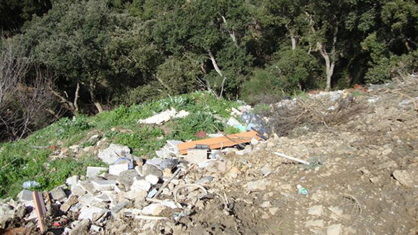 Carabinieri_forestale_discarica_2.jpg