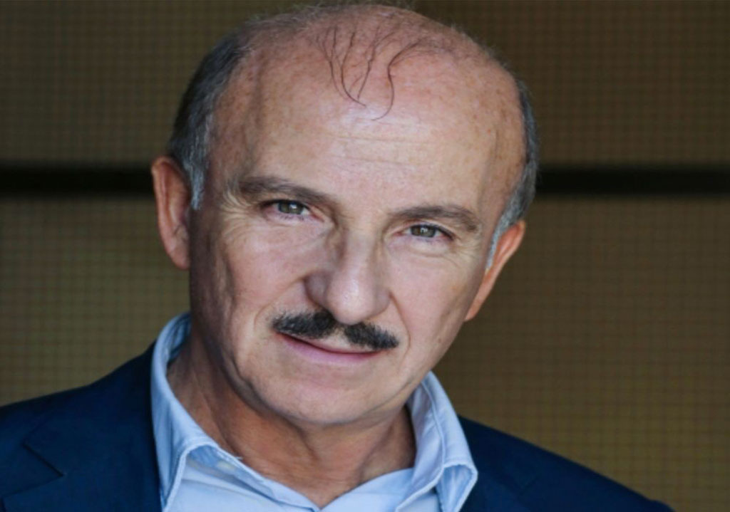 Ama Calabria, Carlo Buccirosso a Catanzaro racconta "La rottamazione di un italiano perbene"