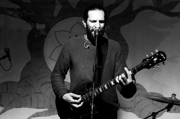 Lamezia, lo spettacolo “Affetti con note a margine” di Carmine Torchia venerdì 23 marzo al TIP Teatro