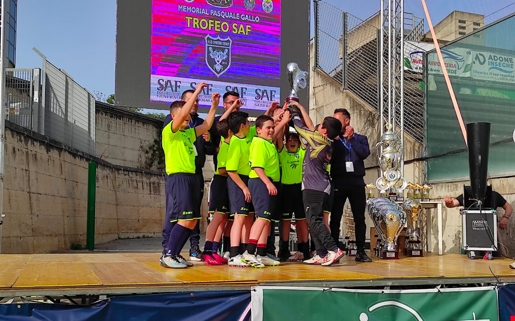 Cefalù-vincitrice-Trofeo-SAF_832b6.jpg