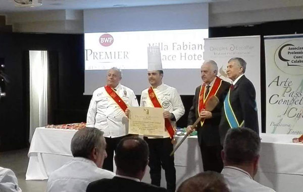 Chef lametino Emanuele Mancuso nominato tra i “Discepoli di Escoffier”, la cerimonia a Rende