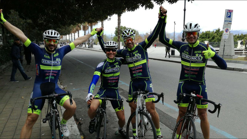 Il ciclista Pasquale Ventrice della Pianopoli Bike Team sbanca a Reggio
