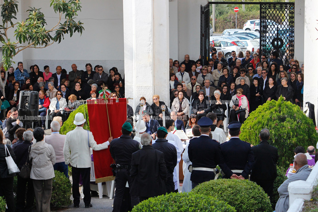 Lamezia: pellegrinaggio di fede ai cimiteri, le celebrazioni del Vescovo per commemorare defunti