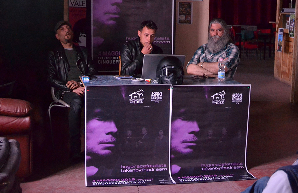 Hugo Race con i Fatalists il 4 maggio in concerto a Cinquefrondi