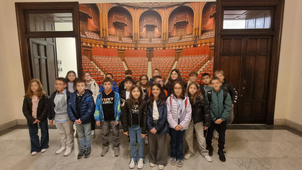 Classe-5C-Camera-dei-Deputati_56c03.jpg