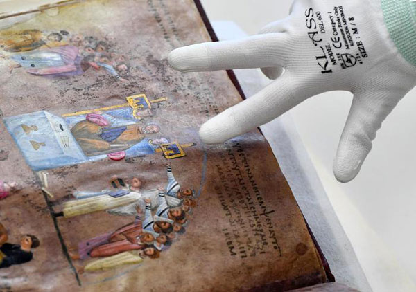 Conclusi i restauri, dal 2 luglio torna a casa il Codex Rossanensis