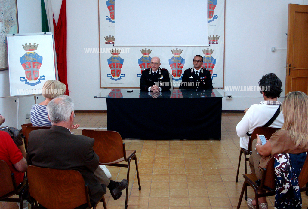 Colonnello-cantoni-saluto.jpg