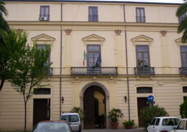 Italcementi: Consiglio comunale aperto a Castrovillari, "vertenza sia nazionale" 