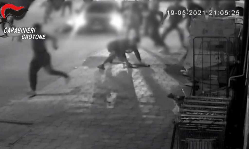 Condanne-per-aggressione-di-Cutro_d41da.jpg