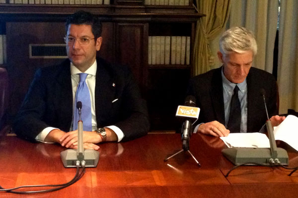 Conferenza-Stampa-Bronzi-scopelliti-e-bray.jpg