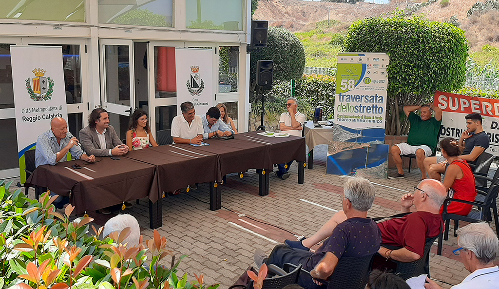 Conferenza-stampa-di-presentazione-Traversata-dello-Stretto-58---01_195e2.jpg