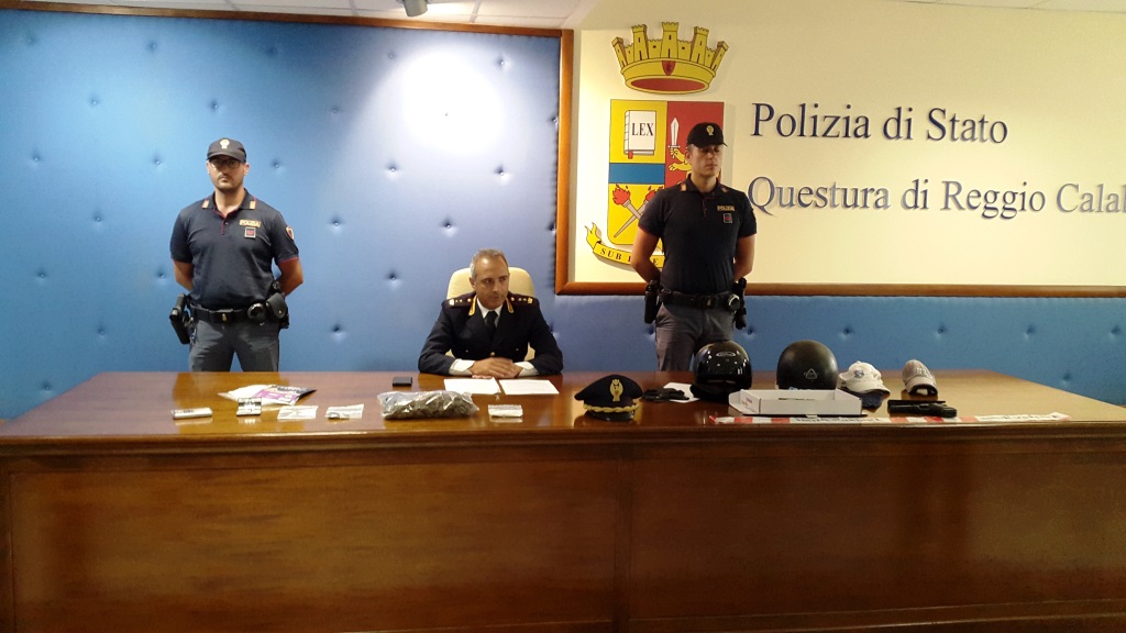 Conferenza_arresti_rapina_e_droga.jpg