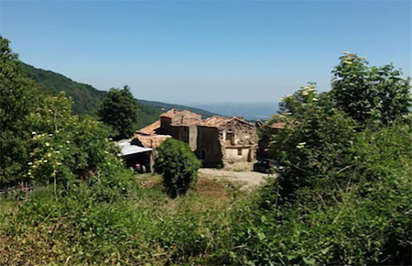 Conflenti Trekking organizza per il 25 torneo ping pong ed escursione su Fate del Monte Reventino
