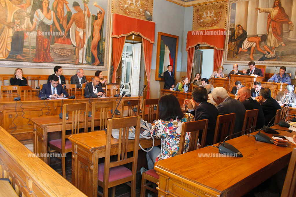 Consiglio-comunale-8maggio2015-2.jpg