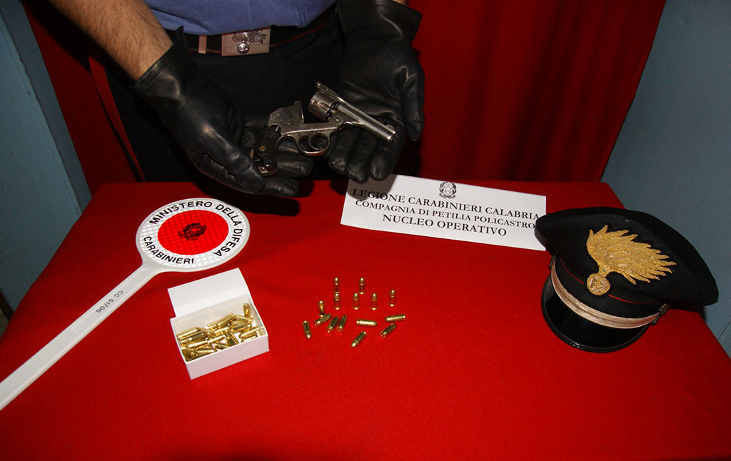 Controlli dei Carabinieri a Petilia, un arresto e 2 denunce