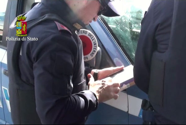 Sorvegliato speciale alla guida senza patente, arrestato 48enne a Reggio Calabria 