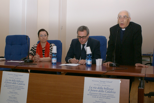 Convegno-le-vie-della-bellezza-1.jpg