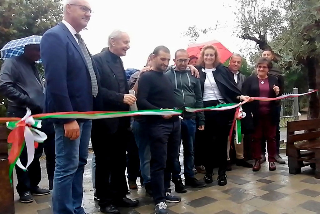 Inaugurata a Settingiano "Convivenza Carolea" per donne e uomini con disabilità mentale