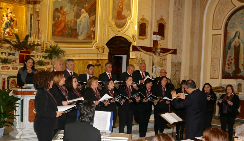 Coro-Musica-Nova-Citta-di-Nicotera-a-lamezia.jpg