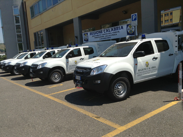 Assessore Trematerra consegna nuovi automezzi per servizio antincendio regionale 