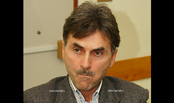 Lamezia, ex consigliere Crapis: “Mascaro attacca chi l’ha preceduto ma per governare chiede aiuto alla sinistra”