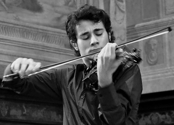 Lamezia: Il violinista Roberto D’Auria in concerto al Palazzo Guzzi 