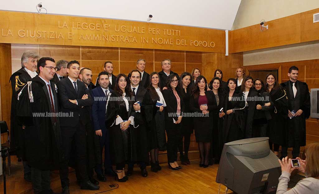 Lamezia, sedici nuovi avvocati giurano davanti al consiglio dell'Ordine