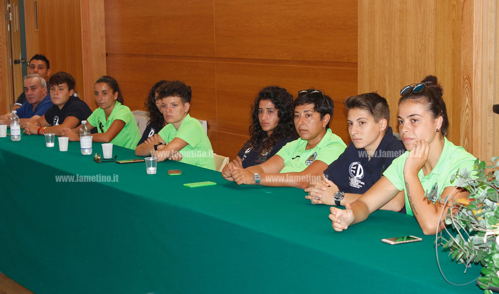Lamezia, presentata la nuova Royal Team