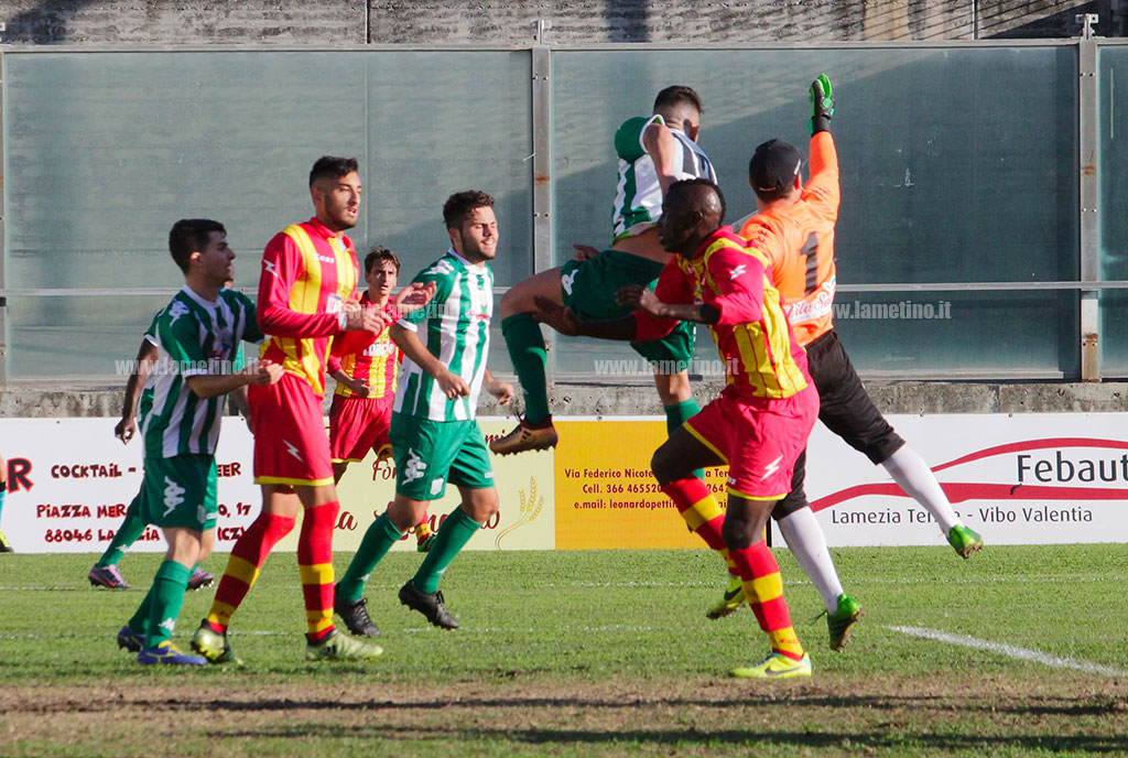 DPP_8661vigor-sambiase-derby-101118.jpg