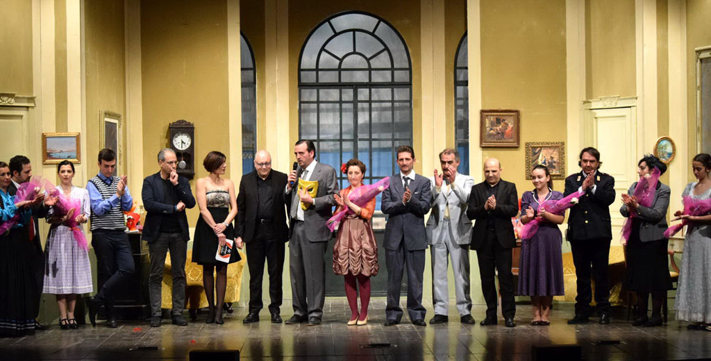 Lamezia, commedia in dialetto napoletano "Madama quatte solde" inscenata della compagnia 'Il Sipario' diretta da Sasà Palumbo