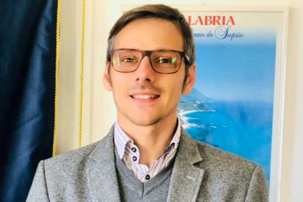 "Rendere Tiriolo un comune cardio protetto", la proposta del consigliere comunale Davide Longo